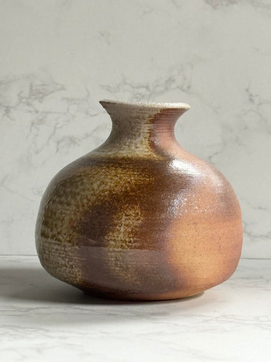 Kikyo Gama Sake Ware / Vase side 2