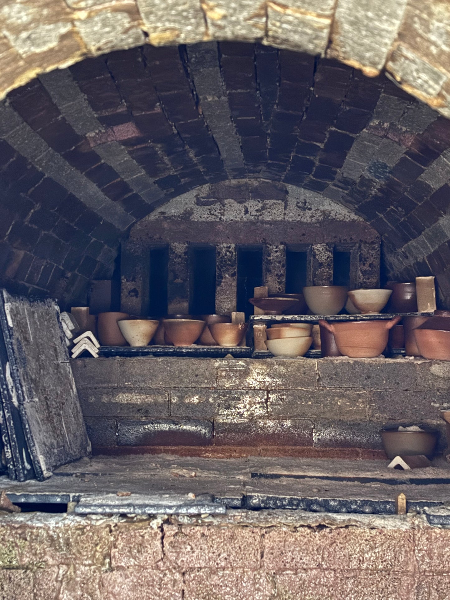 Kikyo Gama kiln (inside the kiln)