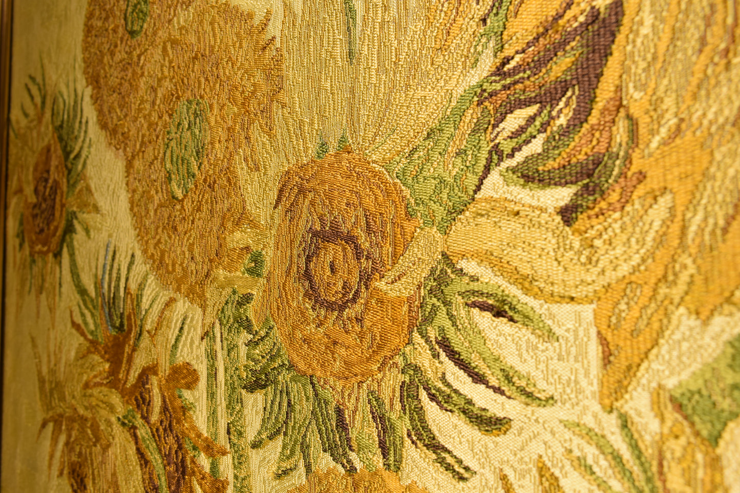 Nishijin Brocade Artwork Van Gogh "Sunflower" close-up